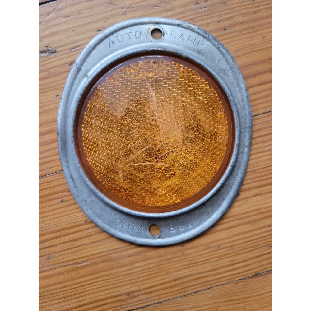 Vintage TRUCK TRAILER CAMPER GOLD REFLECTOR STRATOLITE AUTO LAMP  SAE-A 888